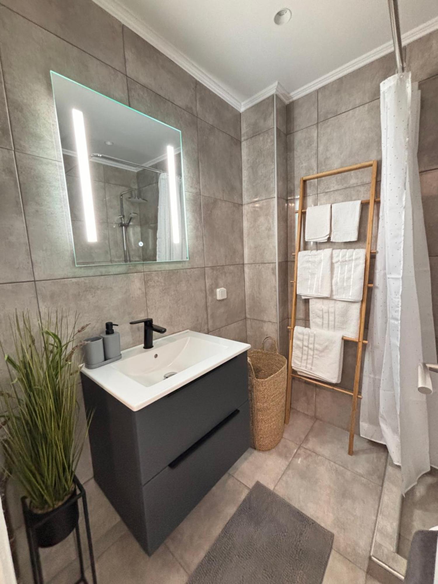 Cozy Apartment In The Heart Of Atenas Exterior foto